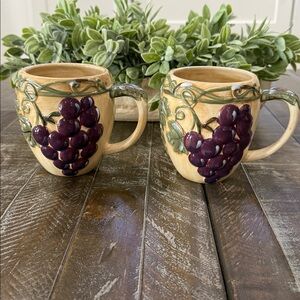 Noble Excellence Meritage Grape Mugs - Set of 2 - 3D Relief Ceramic